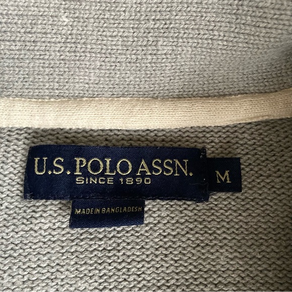 US Polo Assn Men’s Grey Stripe Cardigan Collared Button Down Embroidered Logo - Picture 5 of 11